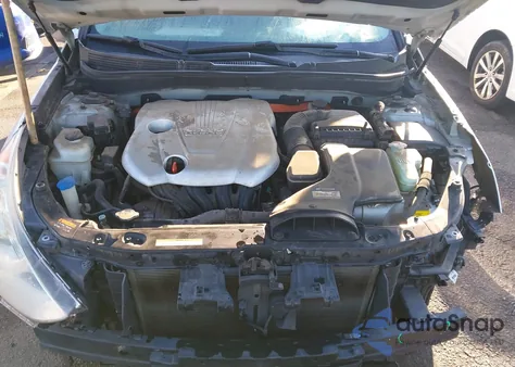 2013 Hyundai Sonata Hybrid from USA, damaged, VIN KMHEC4A46DA072693